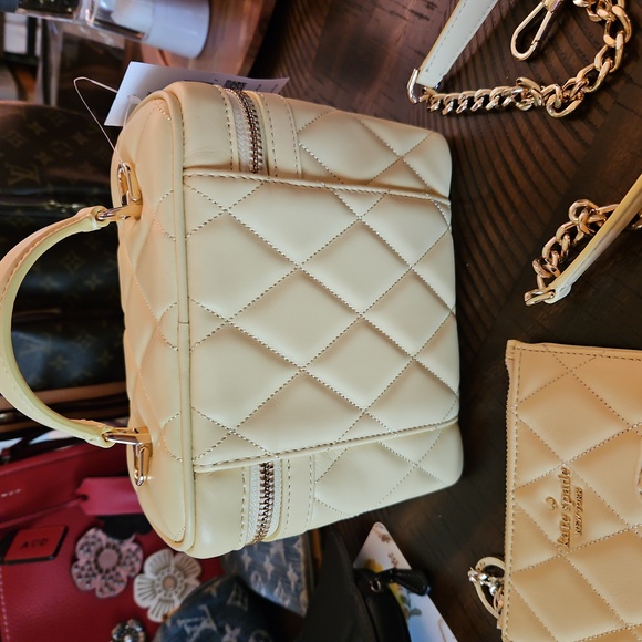 Kate Spade Set - Picture 4 of 16